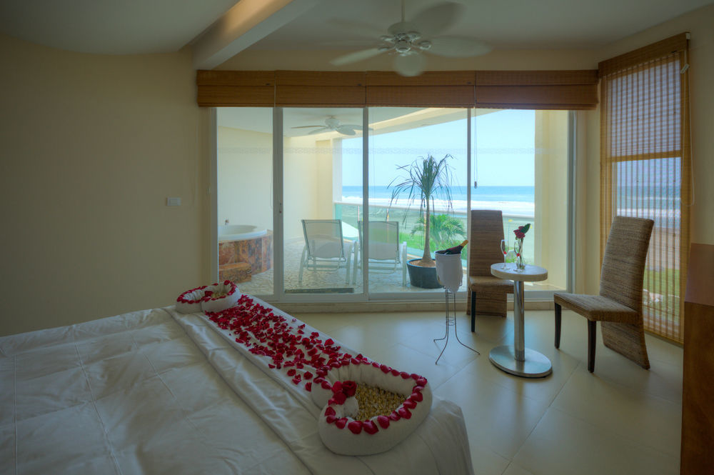 Artisan Playa Esmeralda Family Beach Hotel Playa Chachalacas Exterior foto